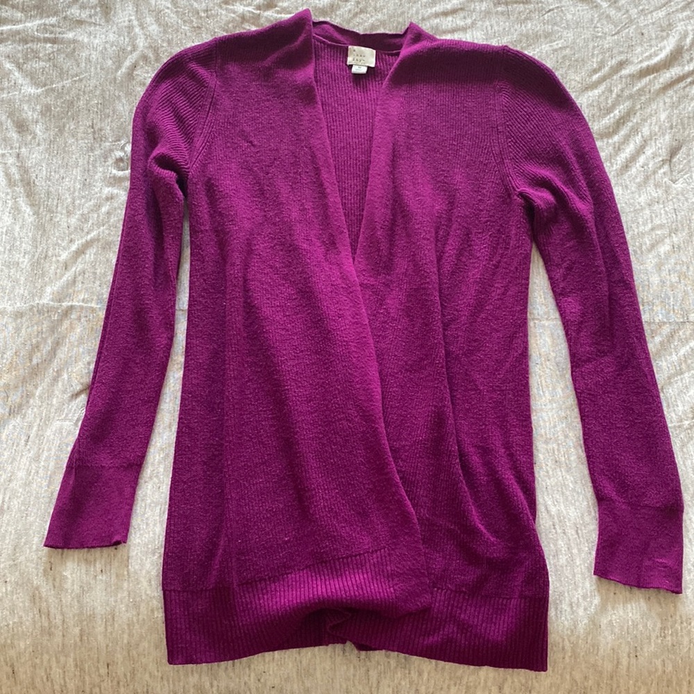 Long Sleeve Sweater/Cardigan